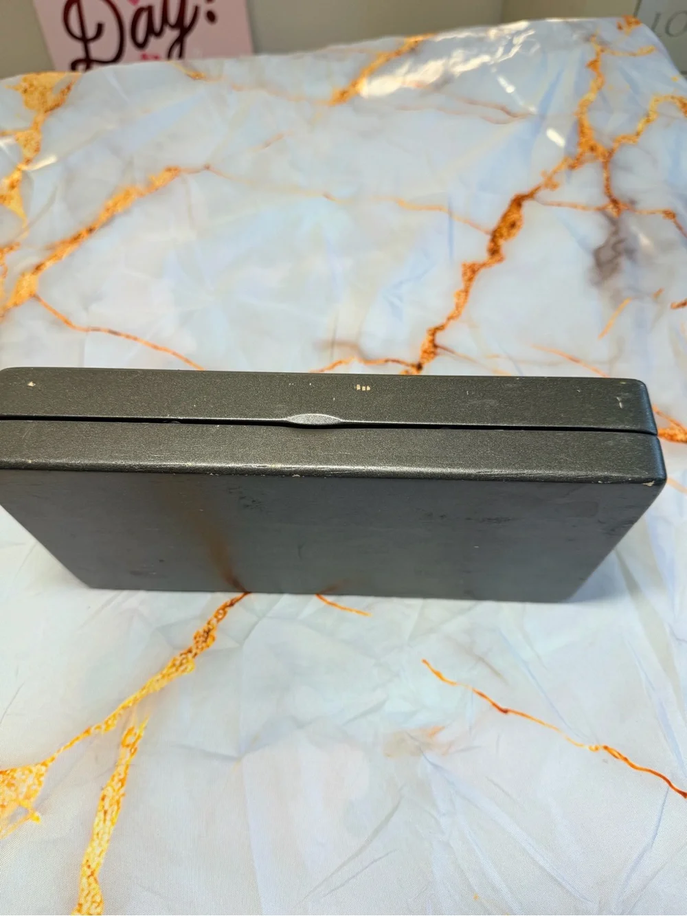 Powered chef knife box empty